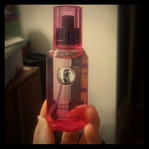Victoria's Secret Bombshell body mist, 2.5 oz